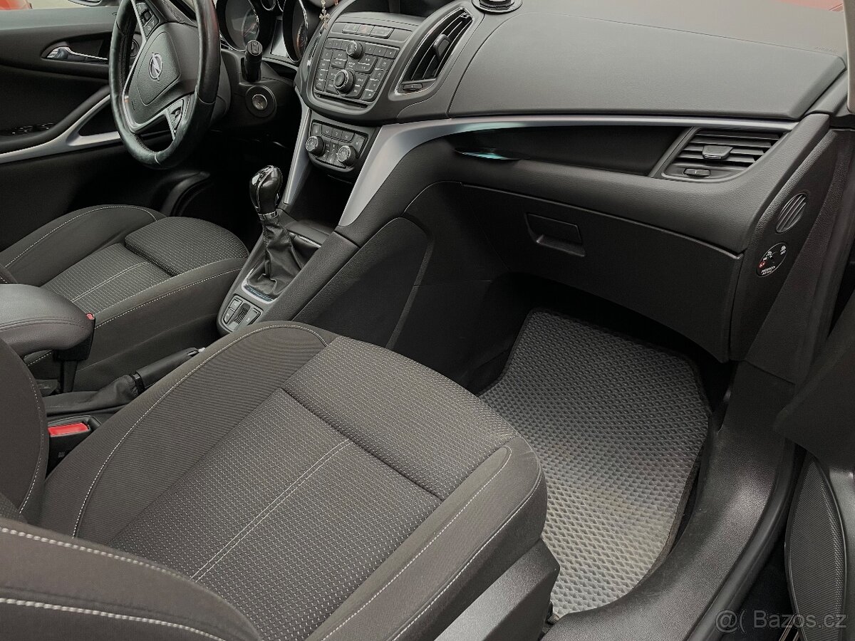 Opel Zafira Tourer C 1,6 CDTI 2015 - 4