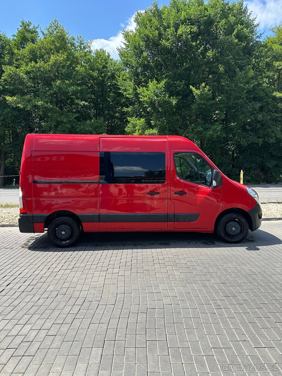Renault Master 7 míst
