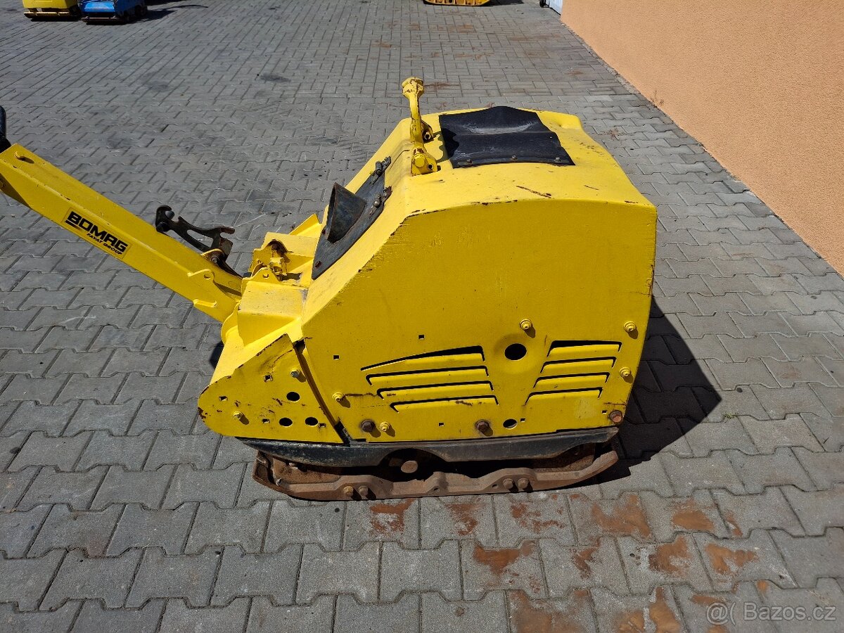 Vibrační deska Bomag BPR 100/80D - 4