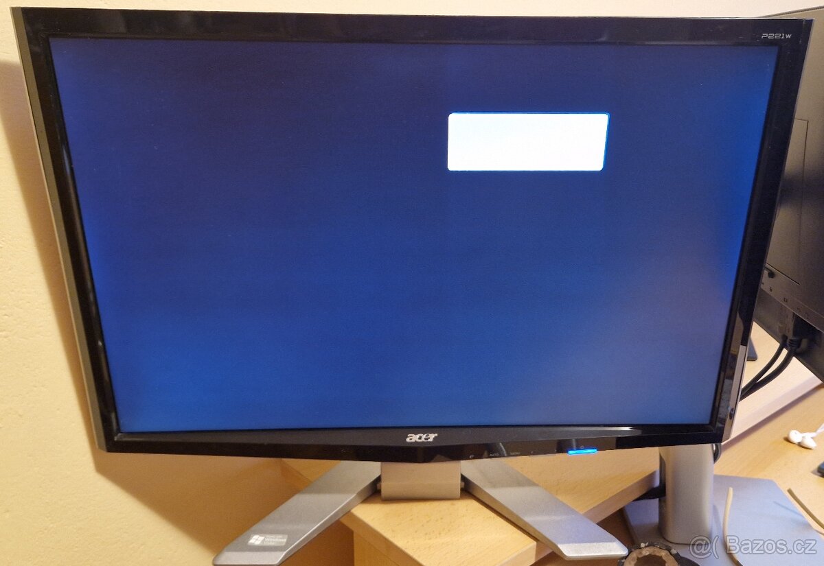 LCD monitor Acer P221W - 4