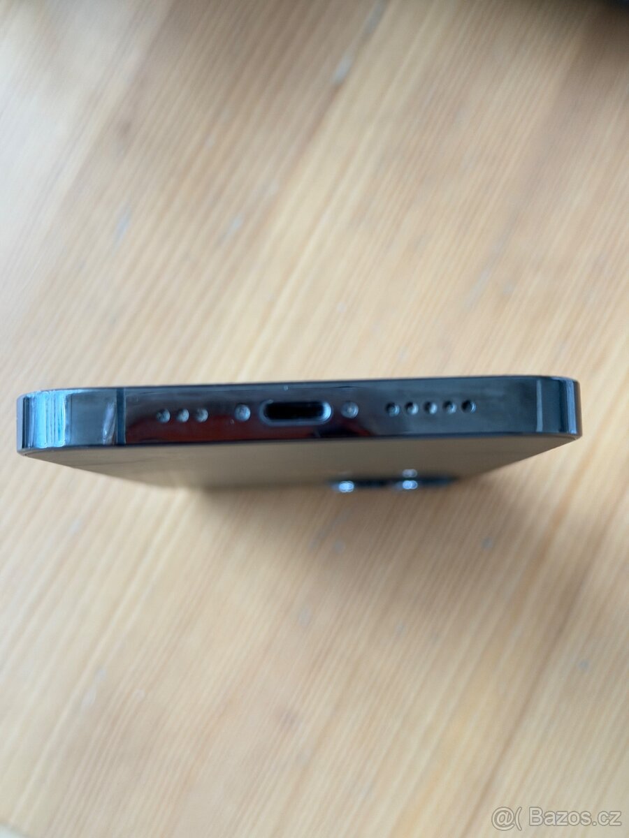 Prodám iPhone 12 Pro - 128GB - 4