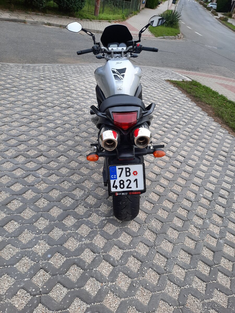 Yamaha FZ6 N S2 - 4