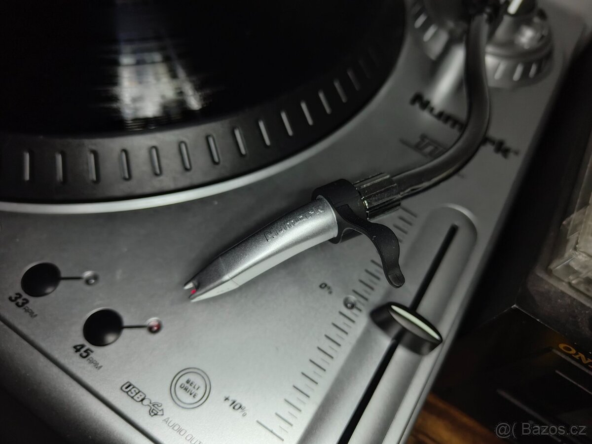 Gramofón Numark TTUSB - 4