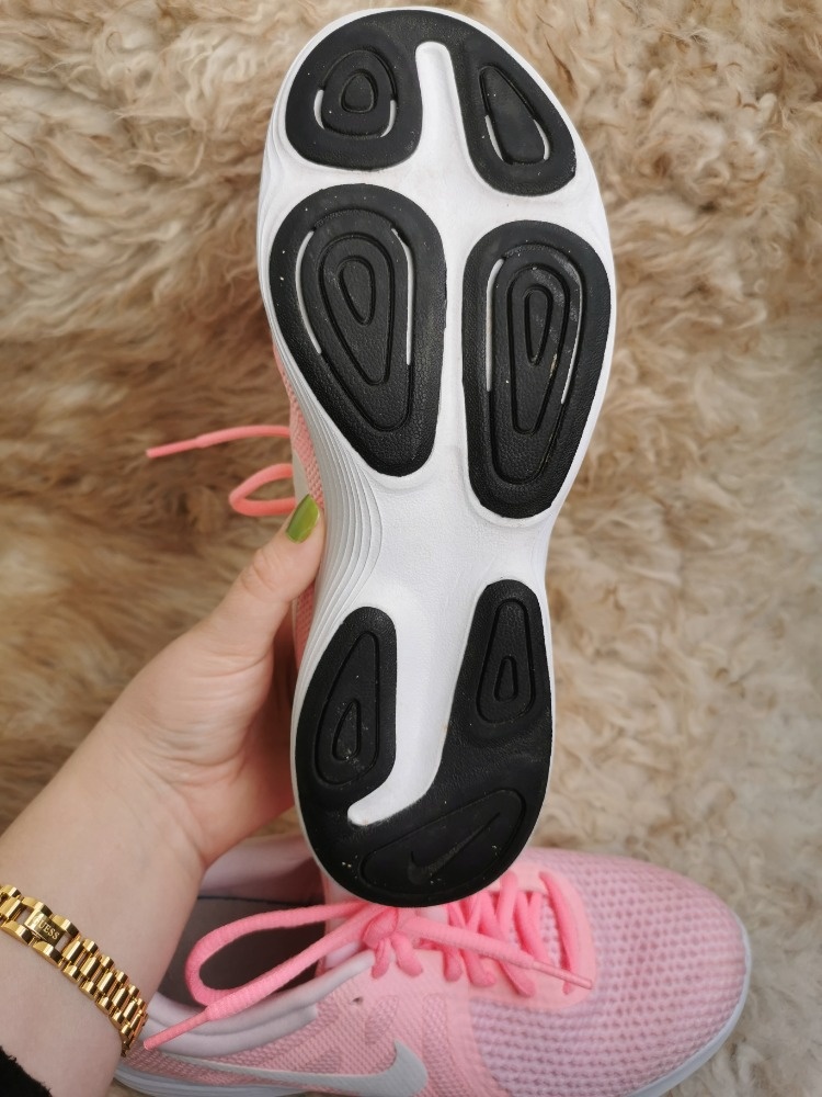 SPORTOVNÍ TENISKY NIKE - 4