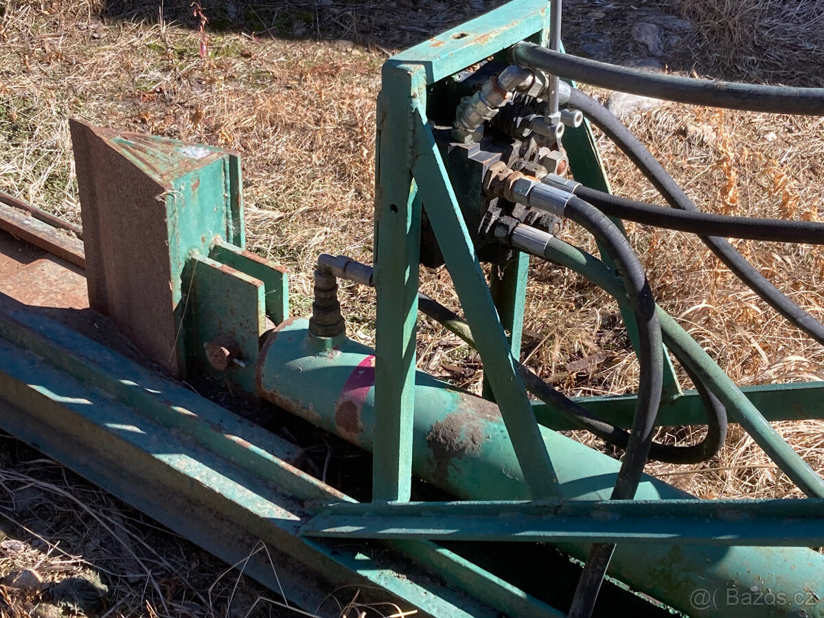 Štípačka za traktor - 4