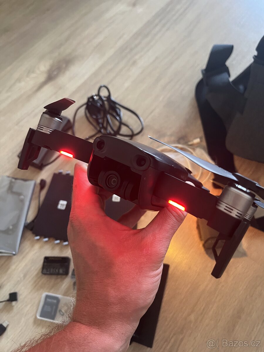 Prodám DJI Mavic Air Fly More combo - 4