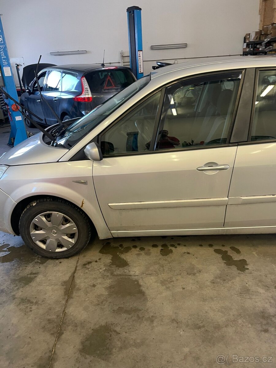 Renault Megane Scenic - 4