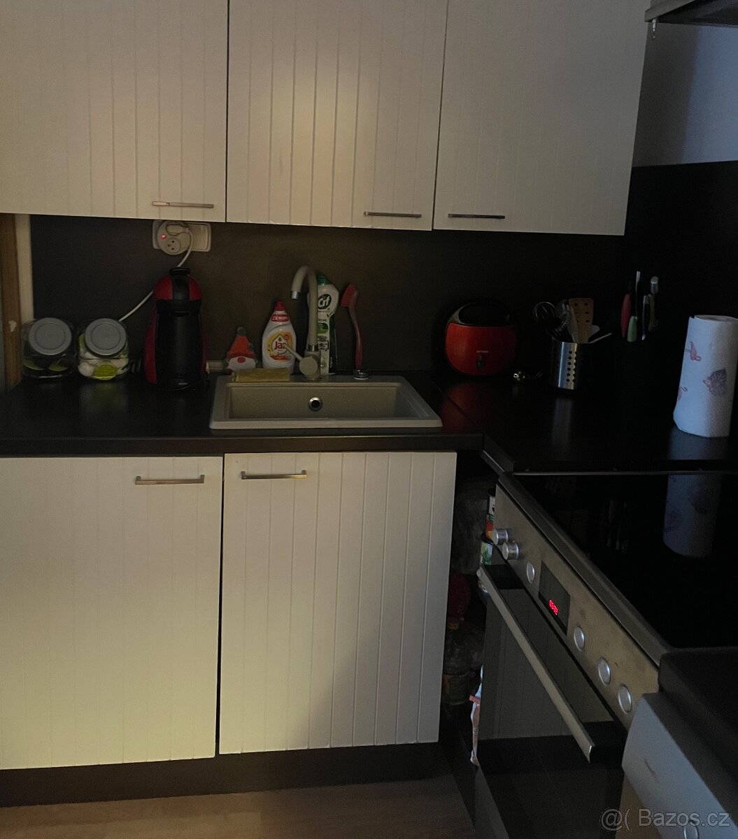 Kuchyňská linka včetně spotřebičů - 4