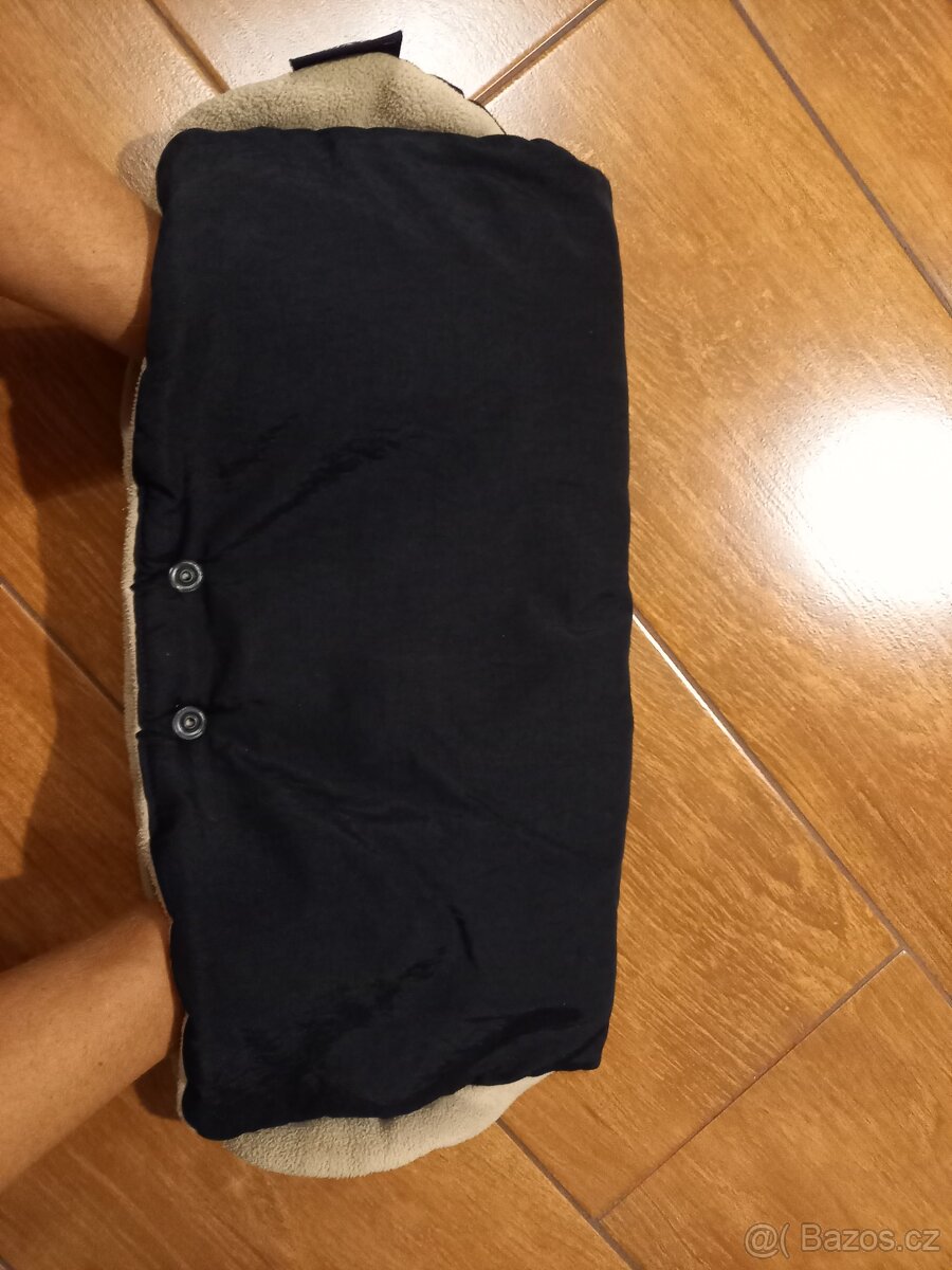 Rukávník na kočárek - 4