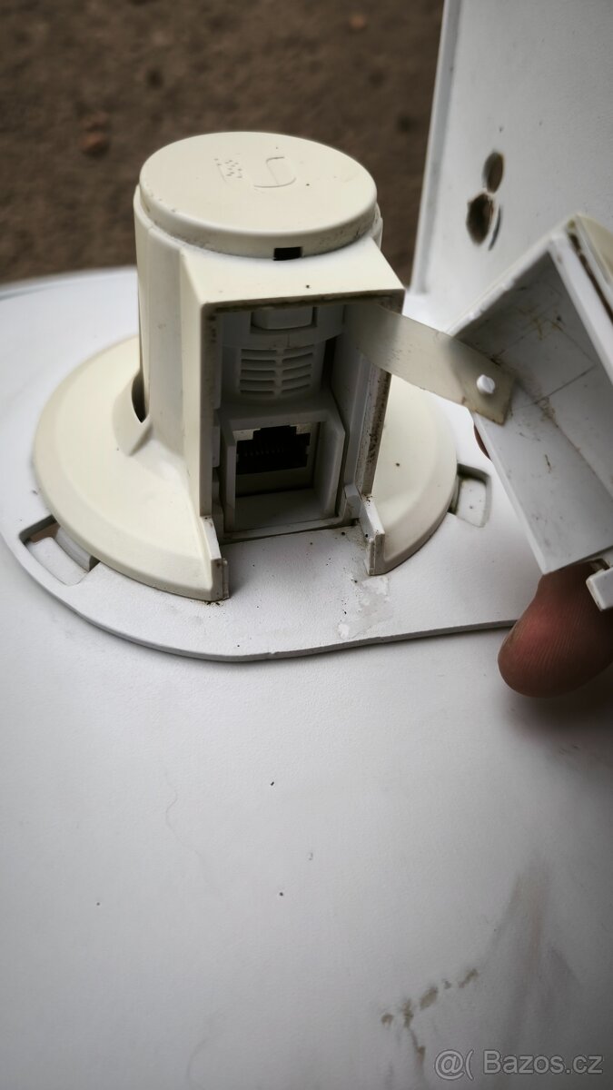 Ubiquiti Parabola - anténa - 4