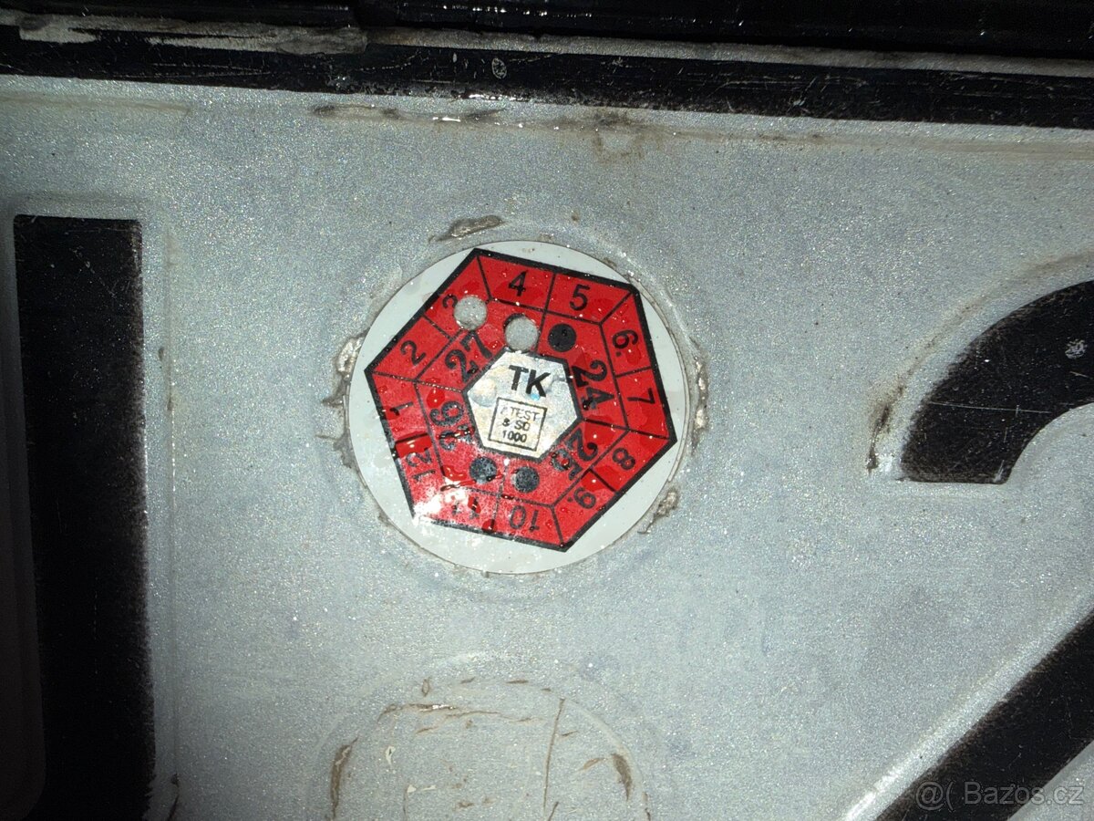 Škoda Fabia 1.4 MPI – 170 000 km – pěkný stav - 4