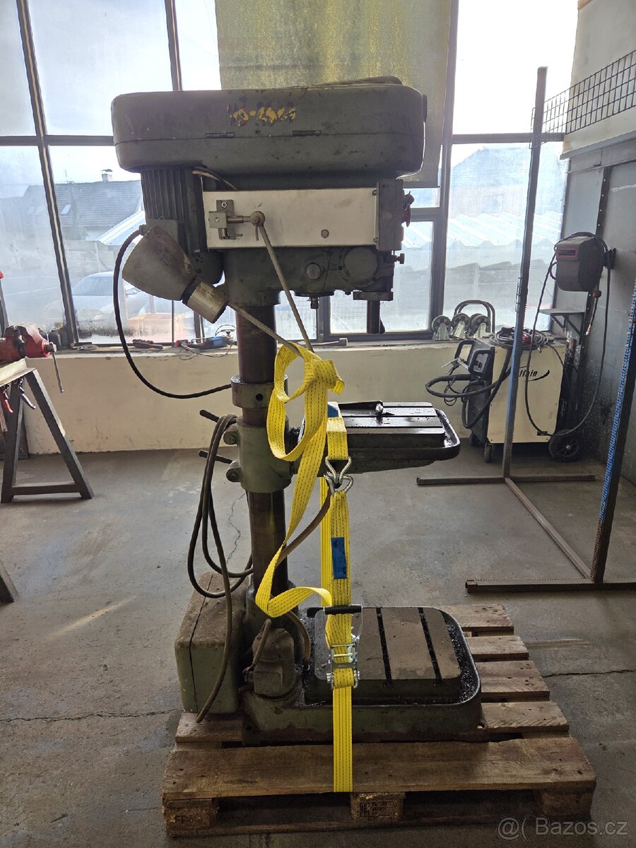 Stojanová vrtačka - 4