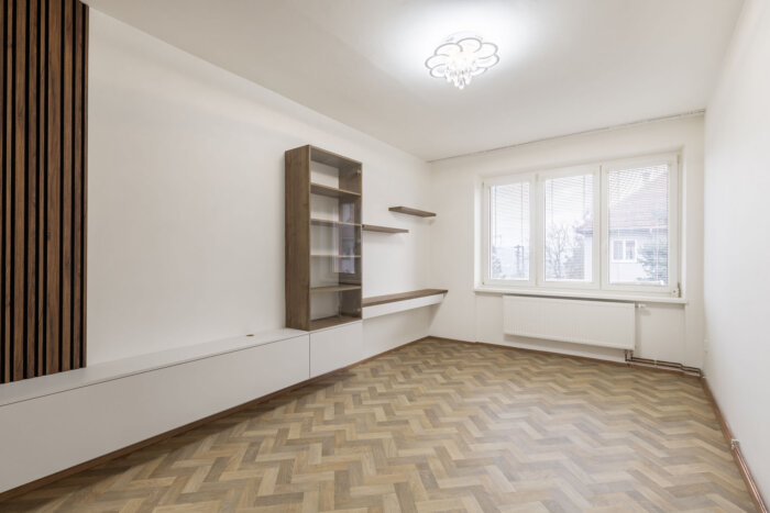 Prodej světlého bytu 2+1 (60 m²) v Rosicích u Brna - 4