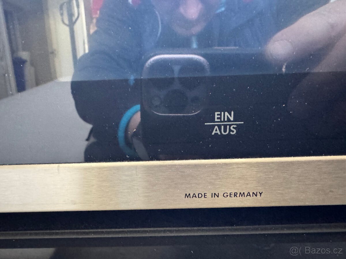 Vestavná trouba AEG - 4