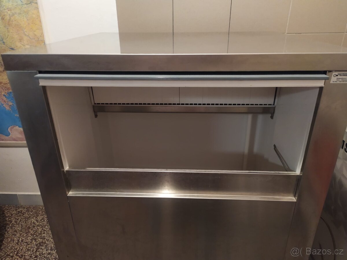 NTF vyrobnik ledu profi - 4