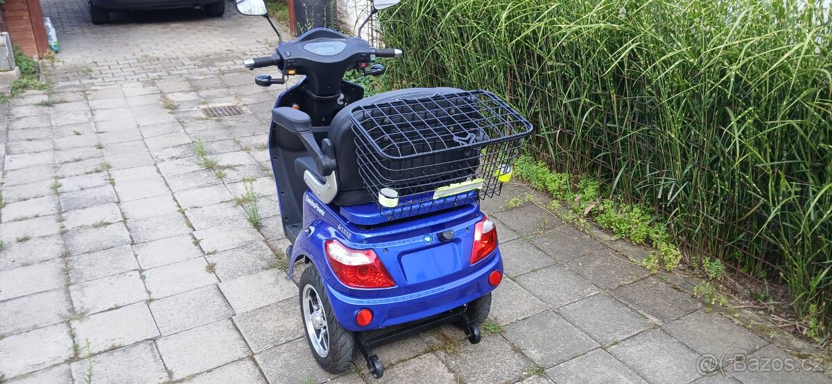 Elektrická tříkolka pro seniory. - 4