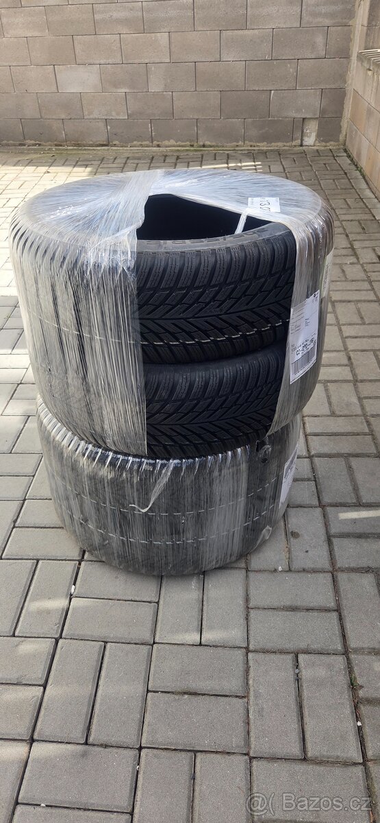 Celorocni pneu Nokian 205/55/r16 - 4