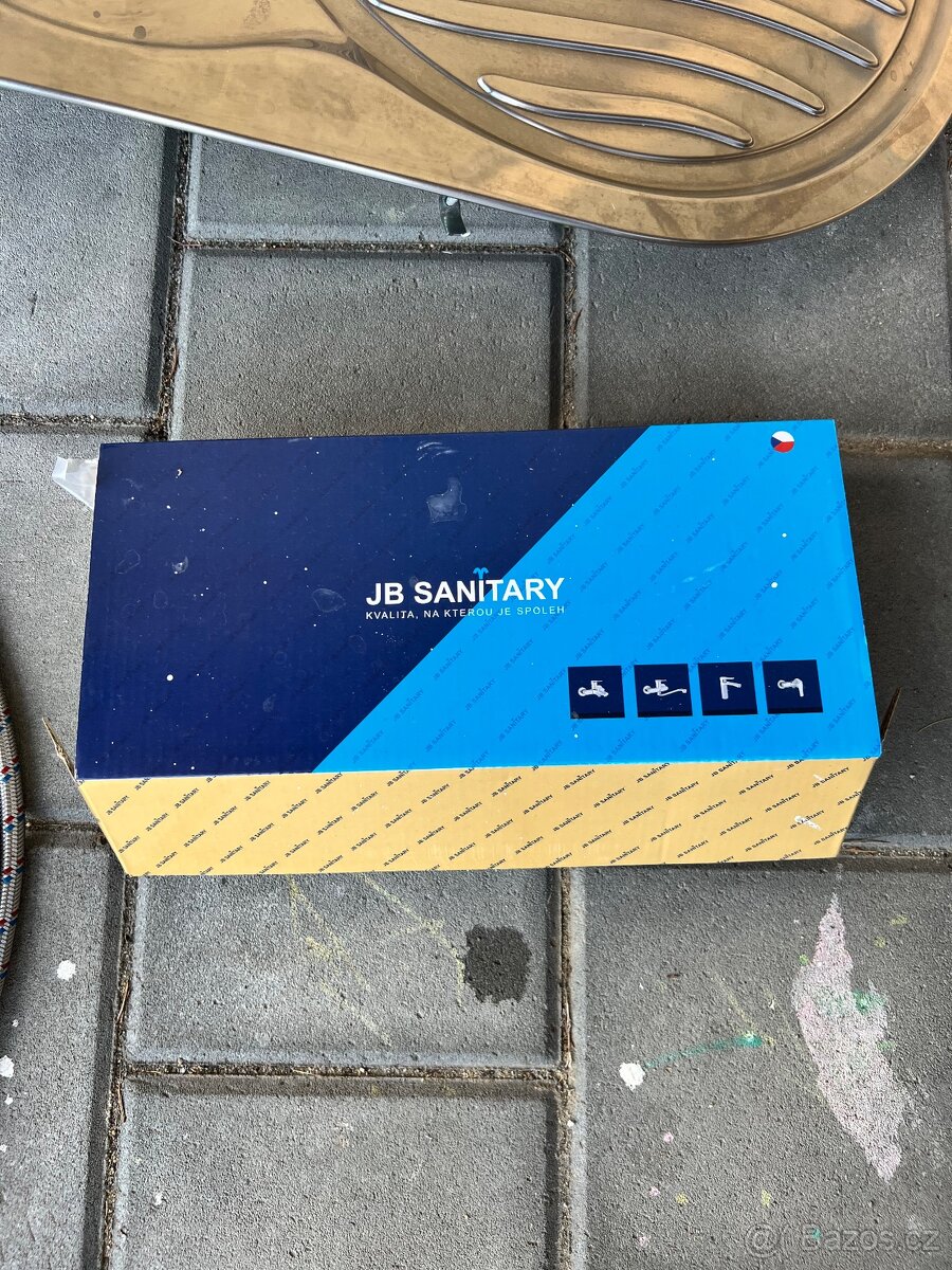 Dřez, baterie, hadice - 4