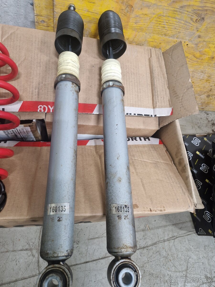 Prodám sportovní podvozek použitý na GOLFU 5 PLUS - 4