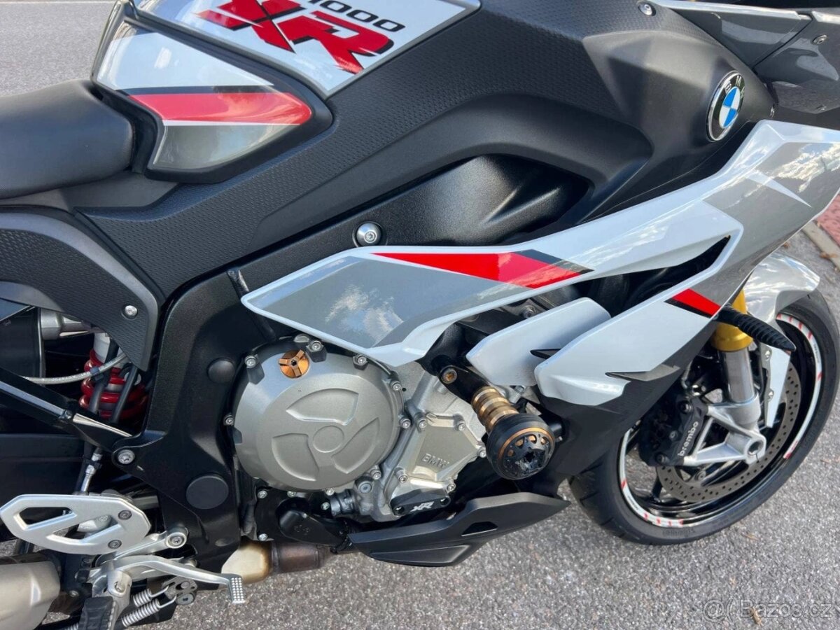 BMW S 1000 XR