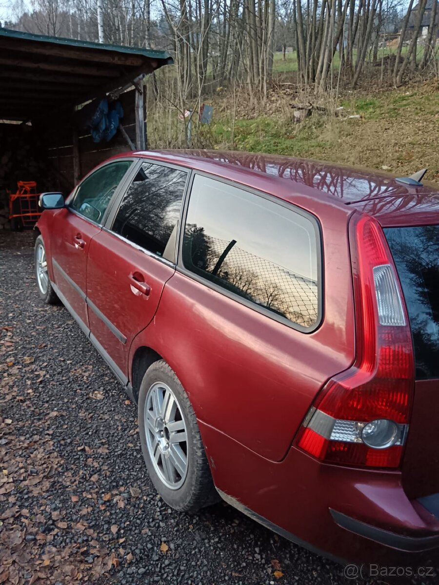 Volvo V50 - 4