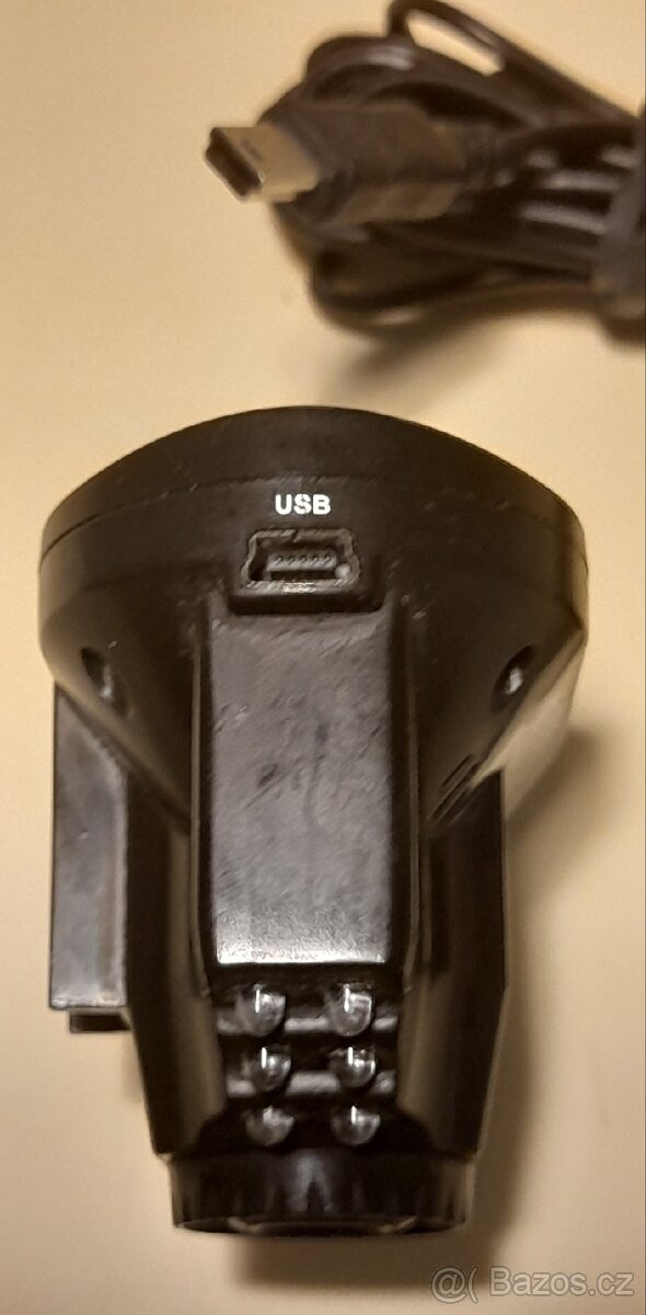 KAMERA, AUTOKAMERA, nahrává na SD - paměťovou kartu, noční - 4