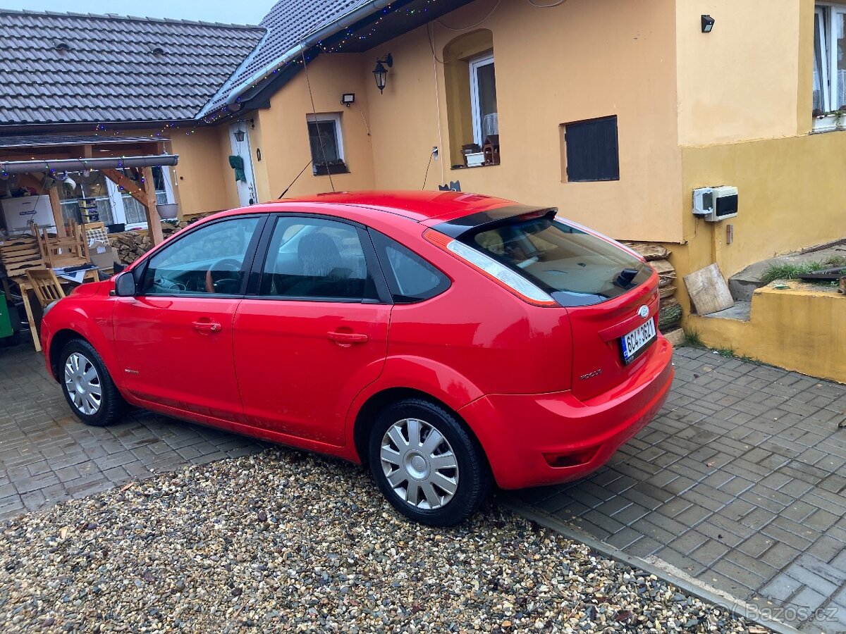 Ford Fokus.1,6/74kw Rv. 2008 Nová Stk. - 4