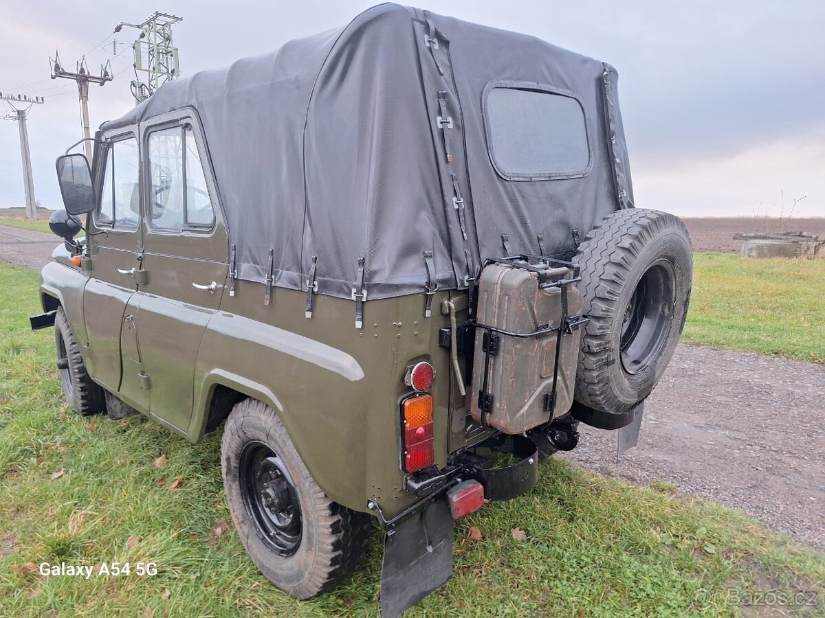 Uaz - 469 - 4