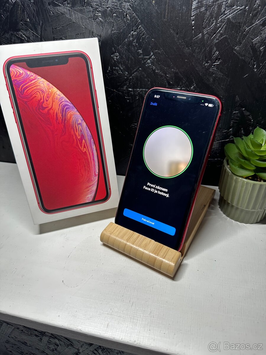 iPhone XR | Apple iPhone XR - 4