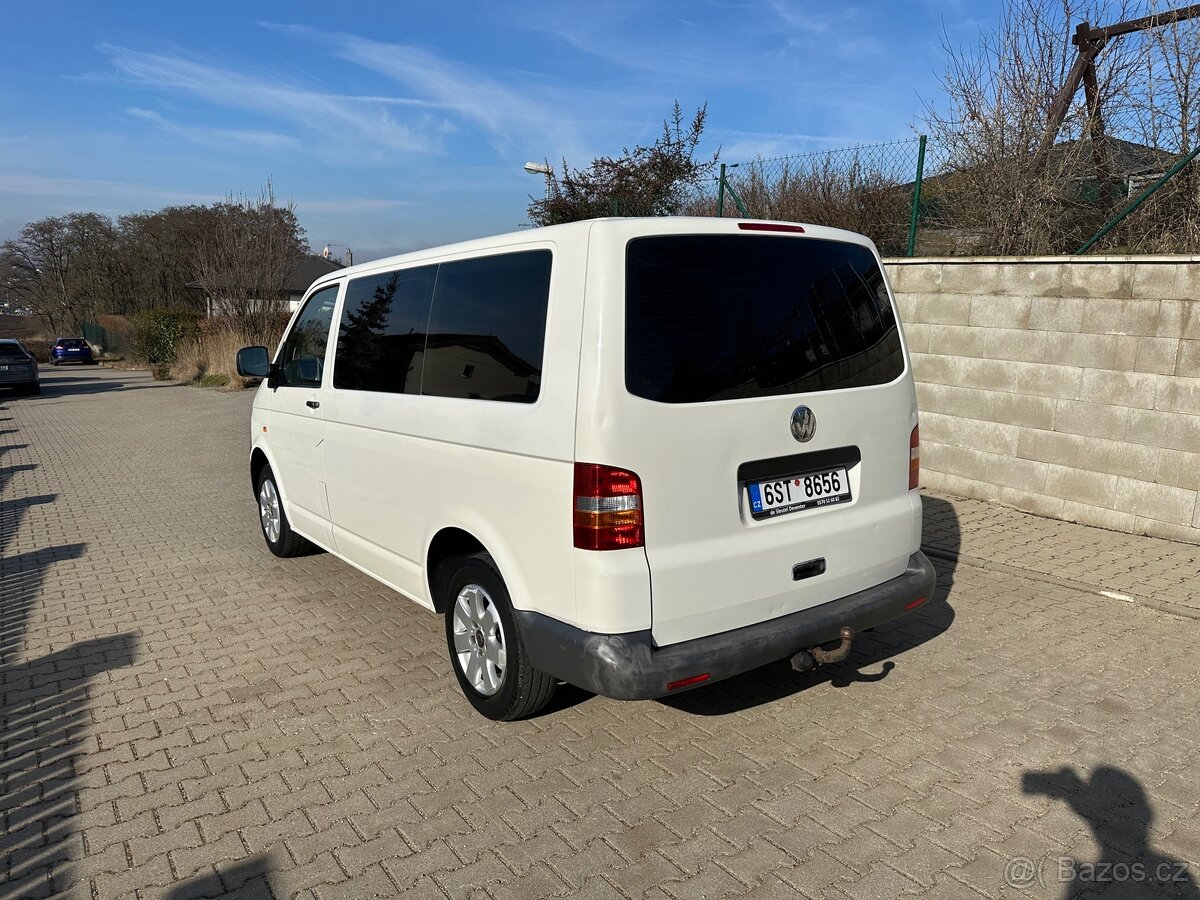 Volkswagen Transporter T5 1.9 TDI - 4