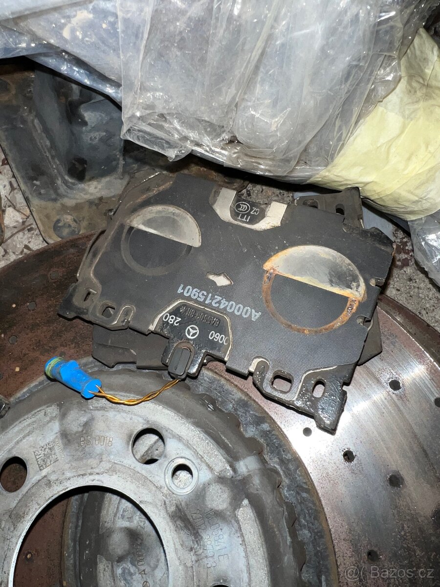 Mercedes e400d 2024 přední brzdy - 4