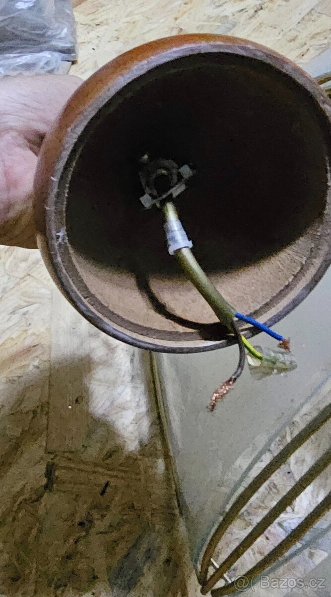 Použitá skleněná lampa - 4