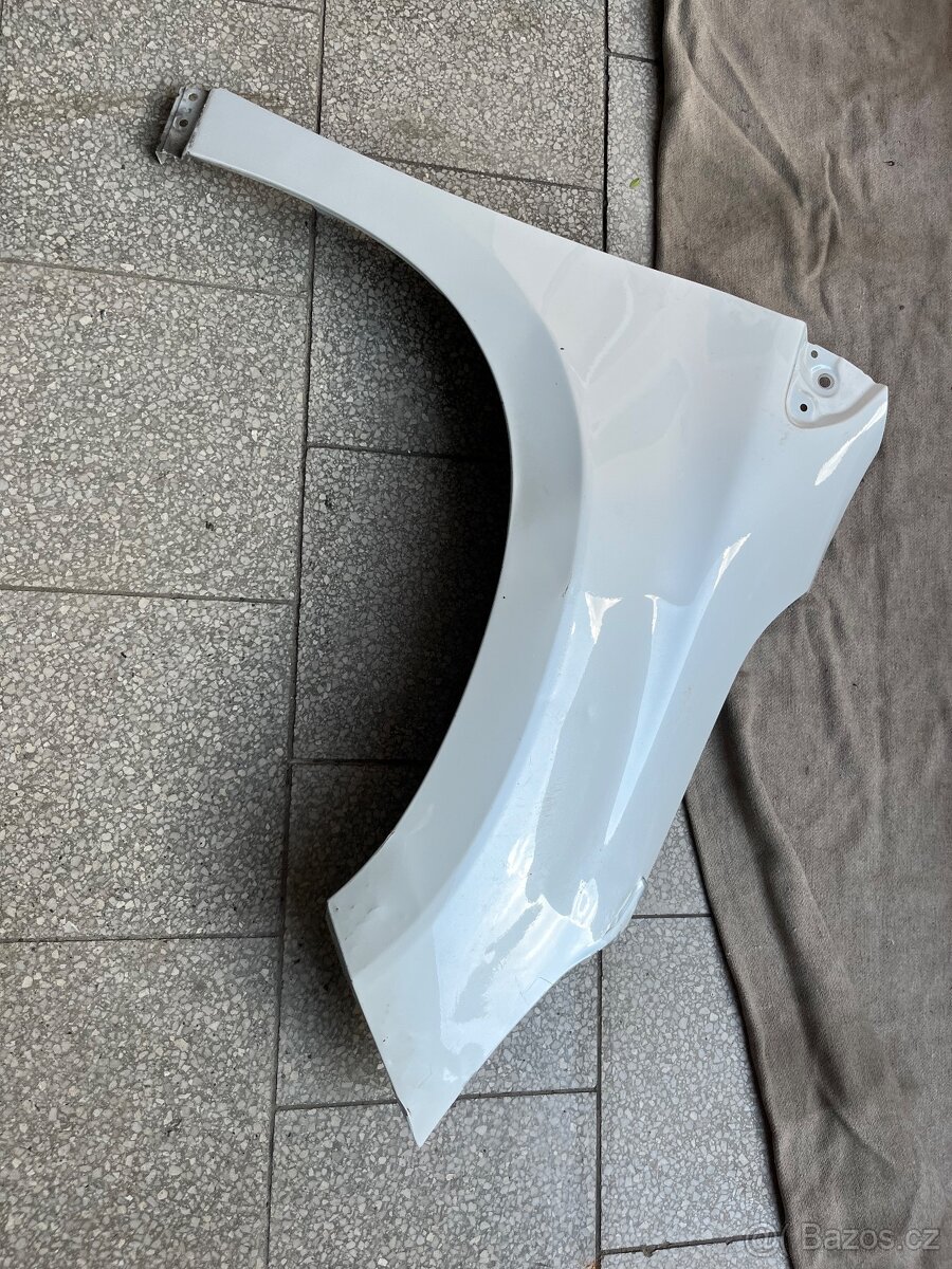 Peugeot 2008 pred fsl. př.narazik atd - 4