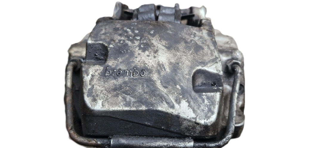 Levy predni brzdic audi Q7 4L - 4