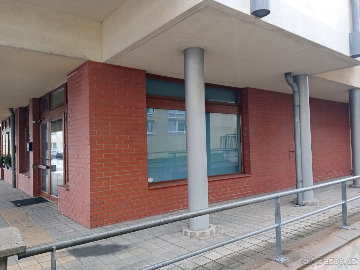 PRODEJ nebytových prostor (Kancelář,Obchod,Ateliér) Frýdlant - 4