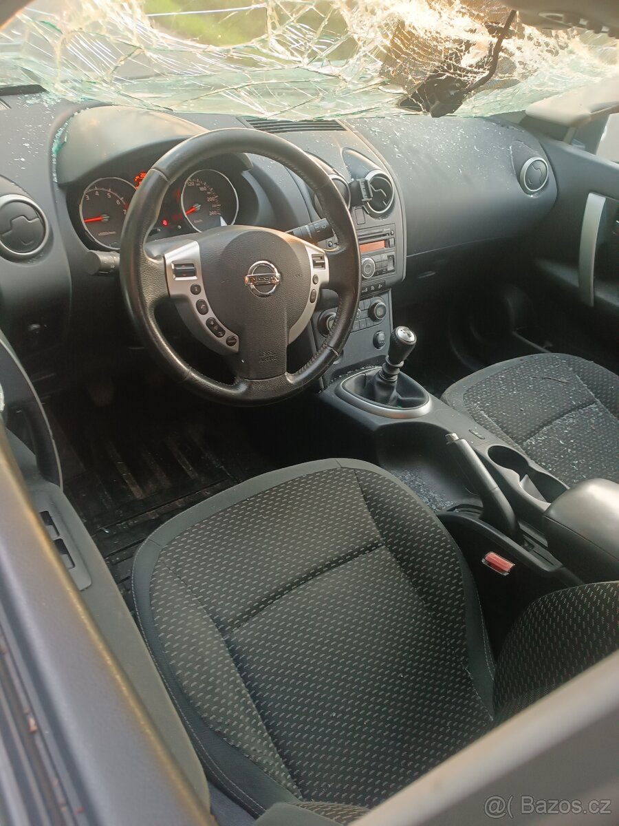 Nissan Qashqai 2.0i 16V - 4