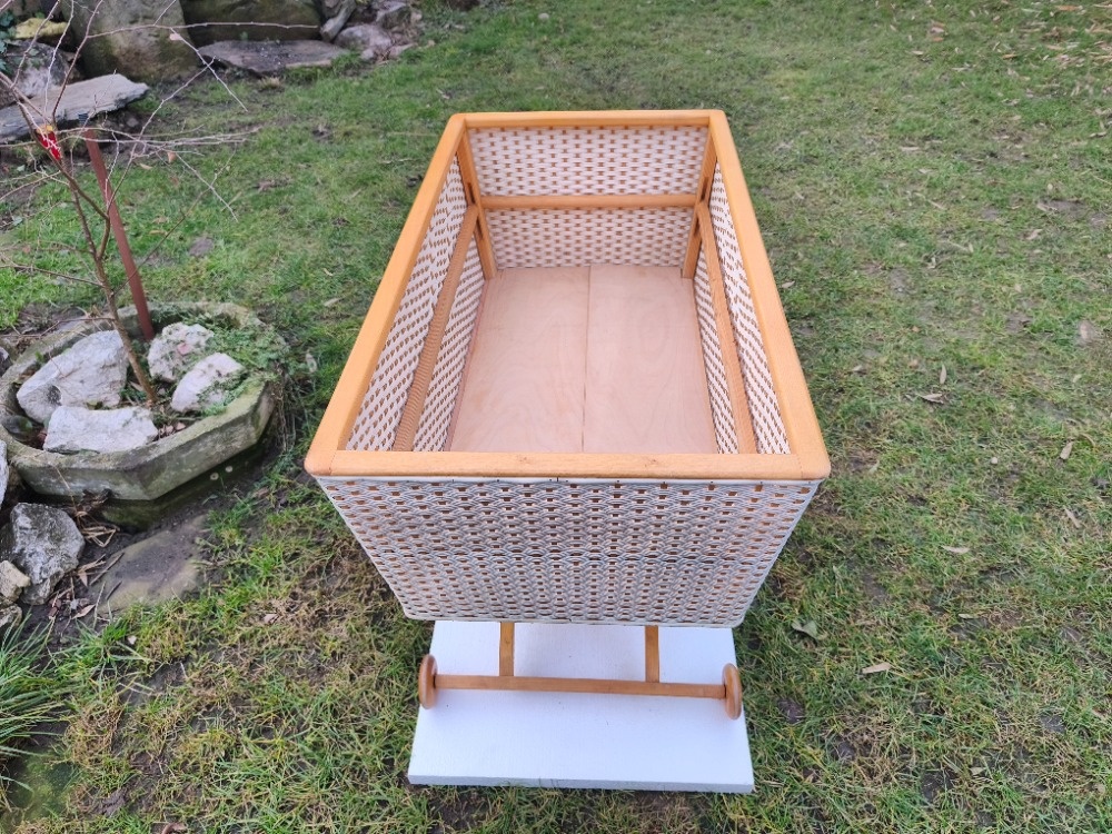 dětská postýlka - 4