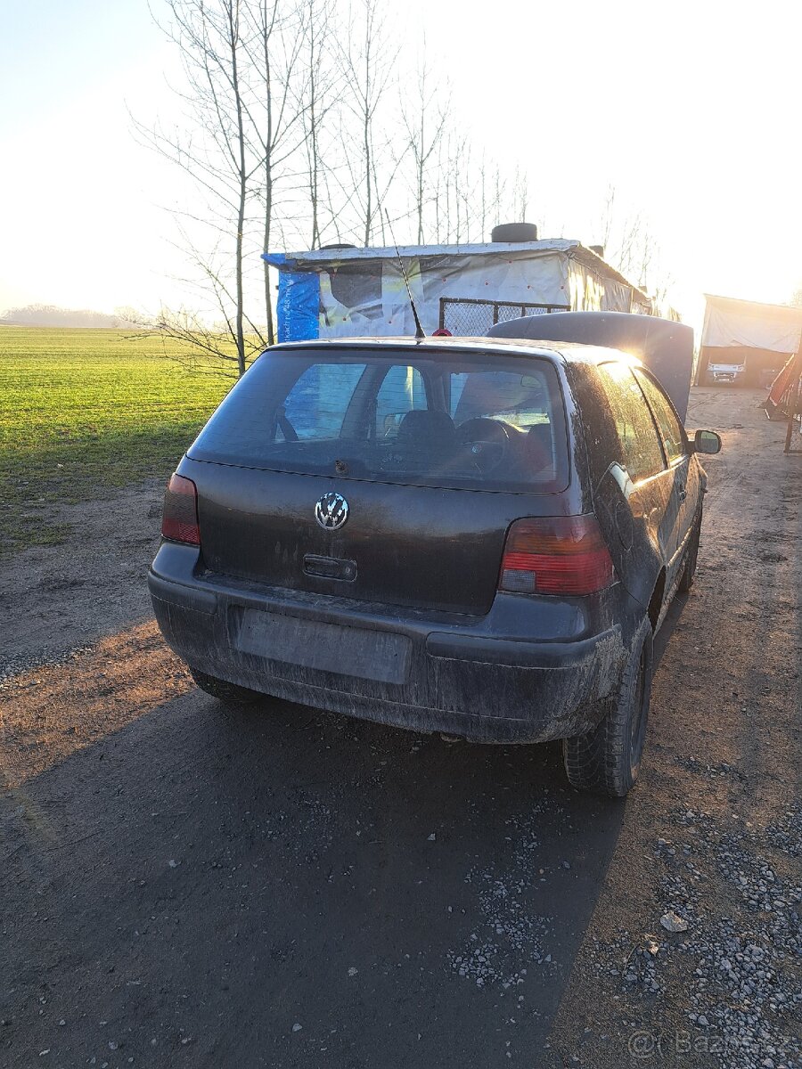 Prodej dílů na Golf 4 nebo Bora - 4