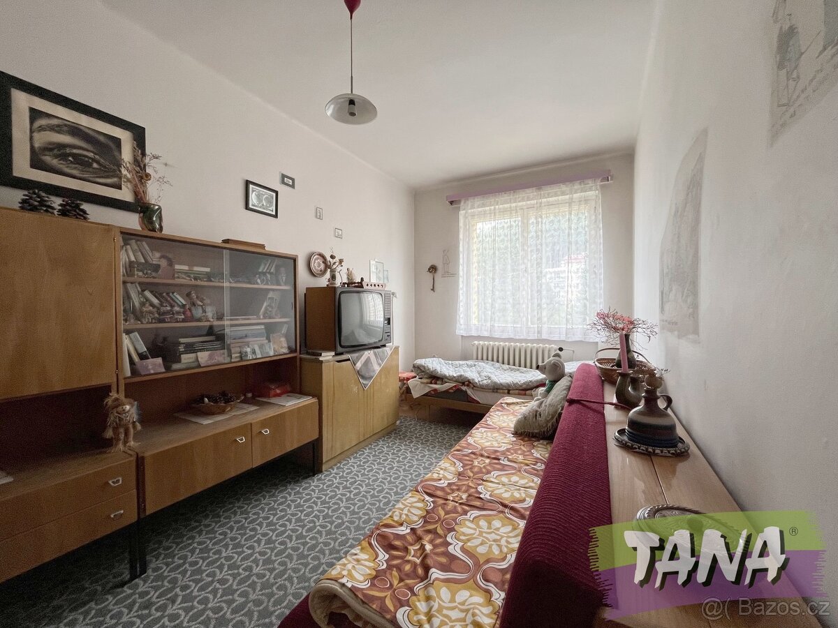 Prodej bytu 3+1 v Úpici, Nová Závoď, ev.č. 00288 - 4