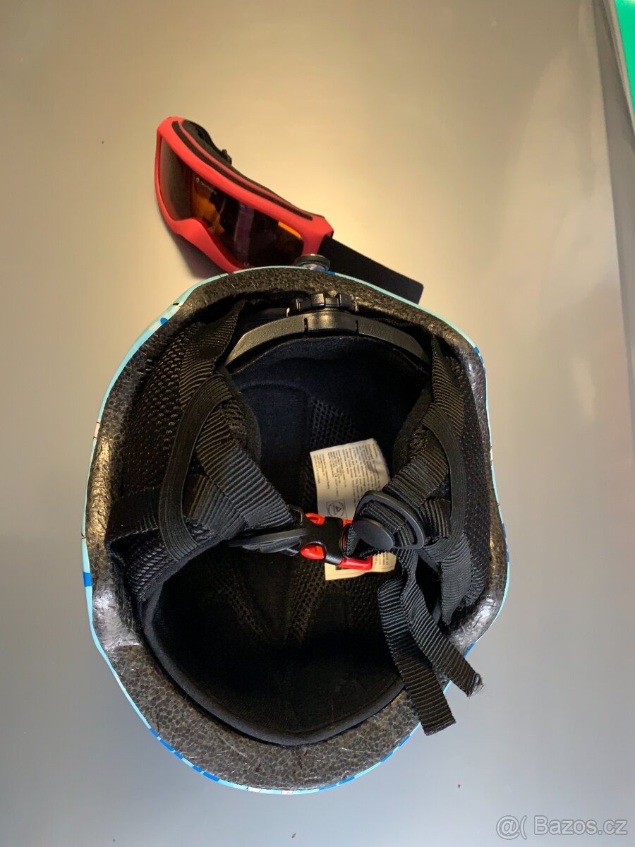 PRODÁM DĚSTKOU HELMU TECNOPRO, VELIKOST 48, JAKO NOVÁ - 4