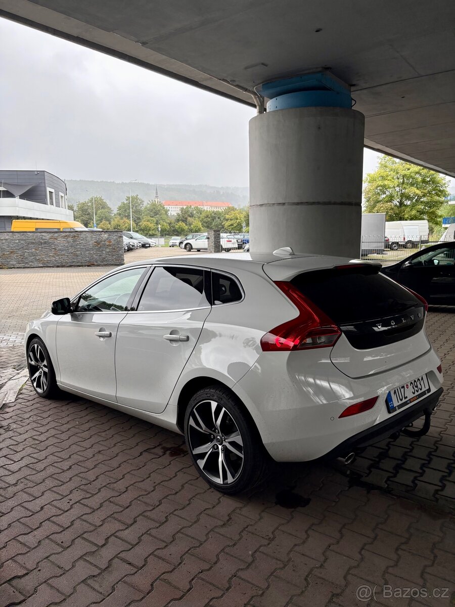 Volvo V40, 2,0d - 140kw - 4
