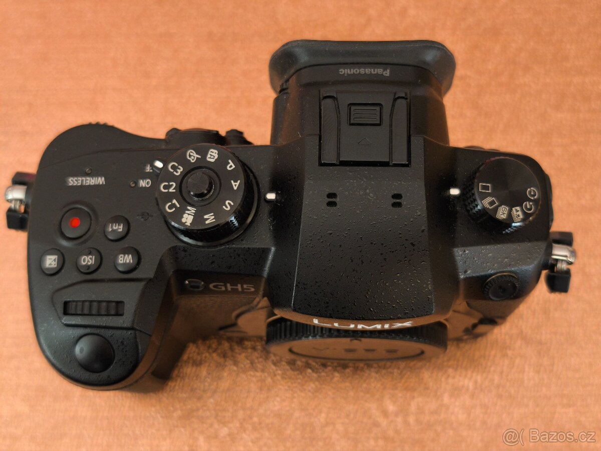 Prodám Panasonic DC-GH5 TOP STAV - 4