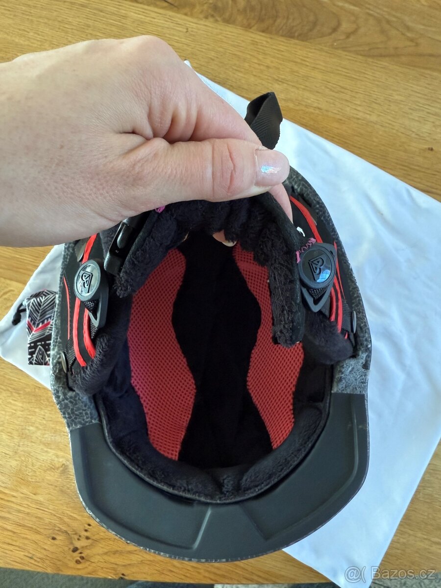 Lyžařská přilba - 4