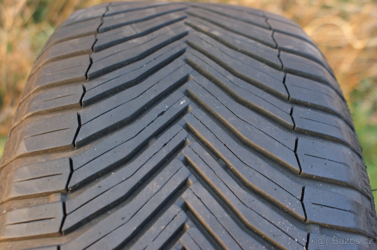 2ks celorocni pneu Michelin Cross Climate 225/50R18 99W - 4