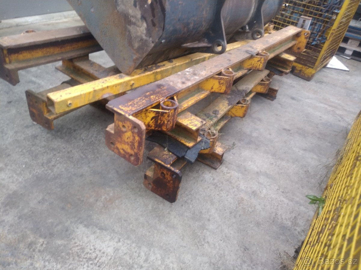 Vrtná souprava pro vrtání studní a zemních protlaků - 4