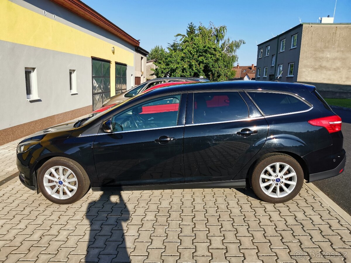 Ford Focus Titanium combi 1.5i 110KW - 4