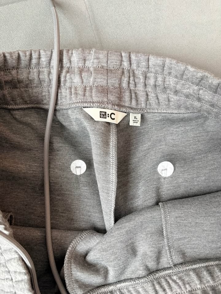 Uniqlo Wide-leg Sweatpants(New) - 4