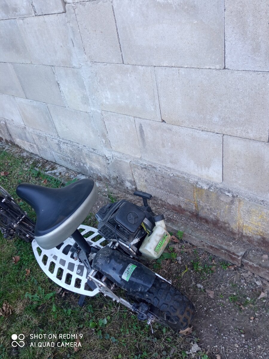 Benzínová koloběžka - 4