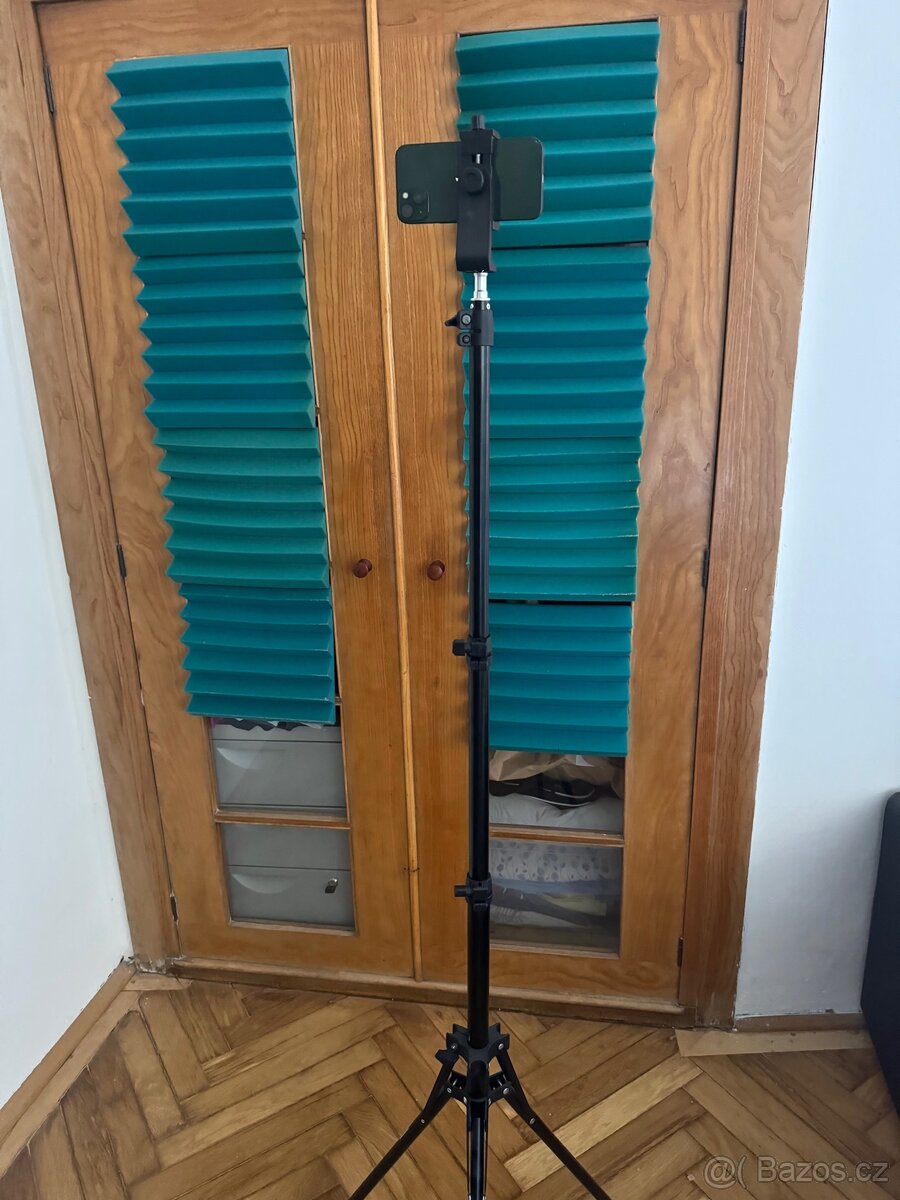 stativ s adapterem na mobil - 4