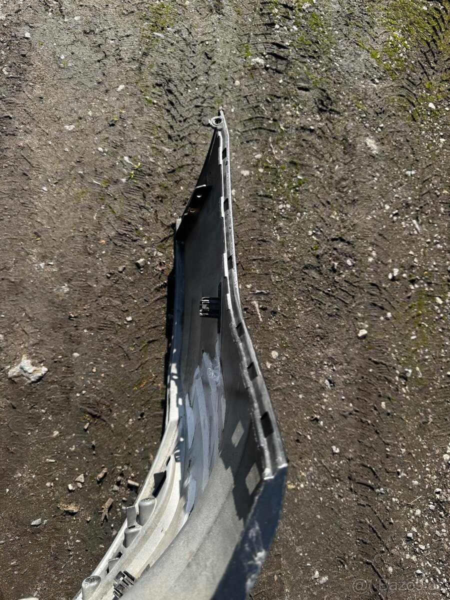 Ford Focus MK4 - zadní narazník - 4